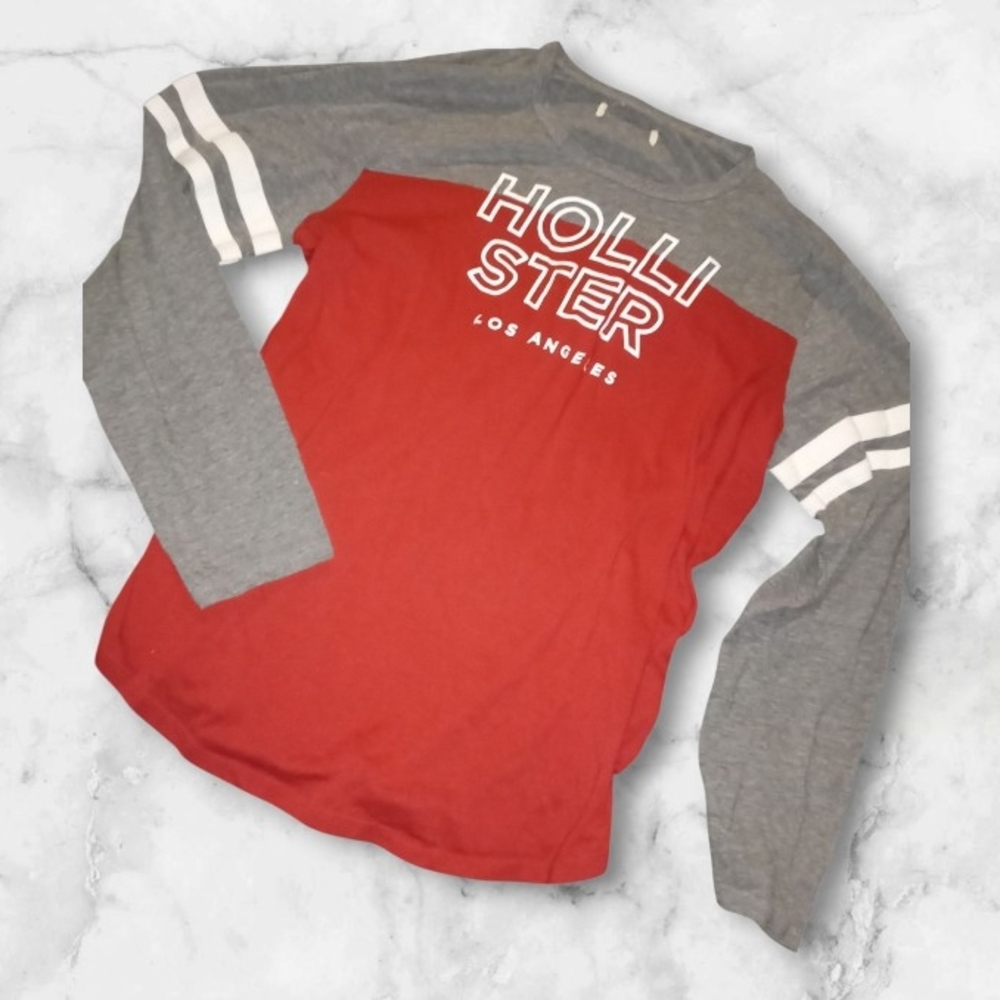 Hollister Long Sleeve Tee in Red and Gray